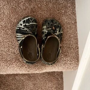 CROCS Kids Black and Cream Water Shoes